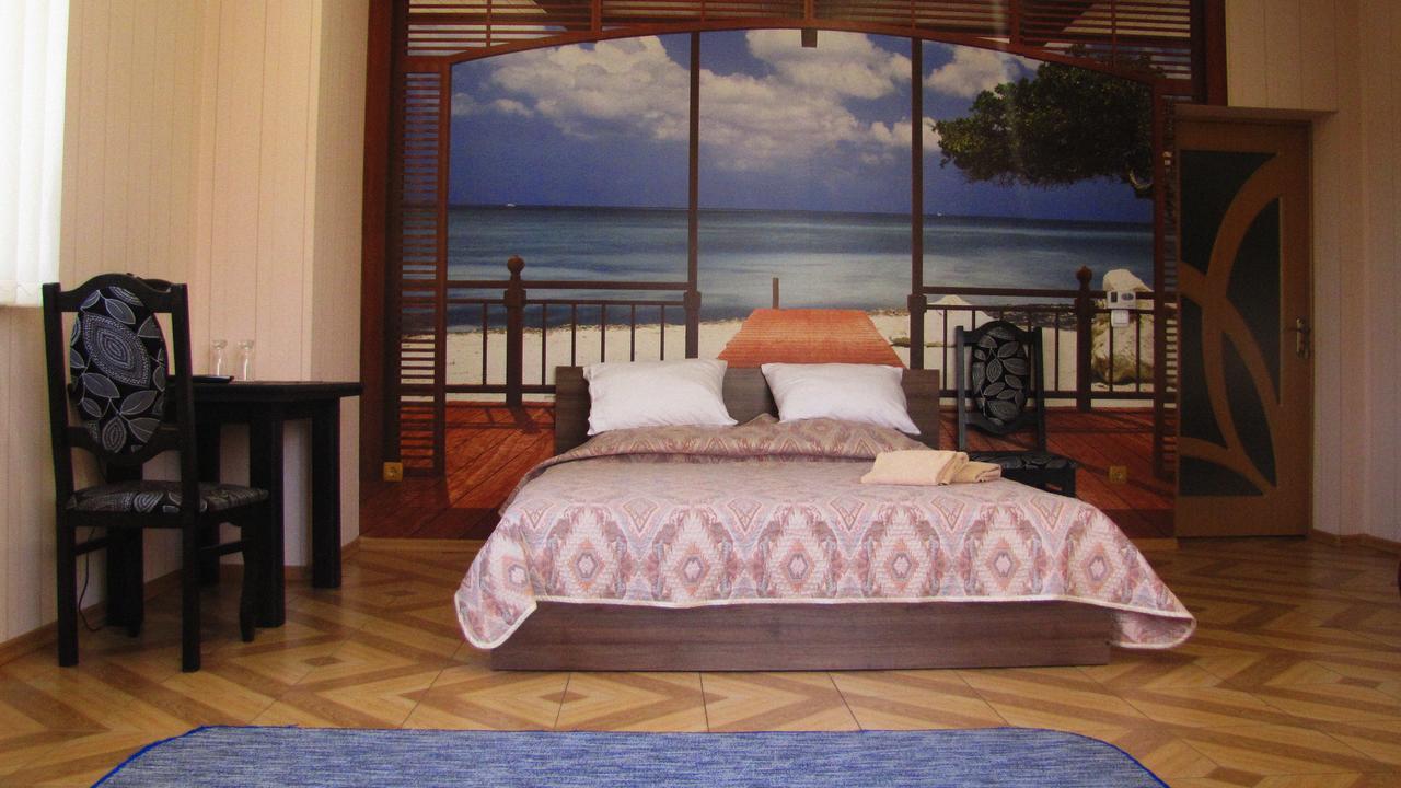 Mini Hotel Leon Lalovo Exterior photo