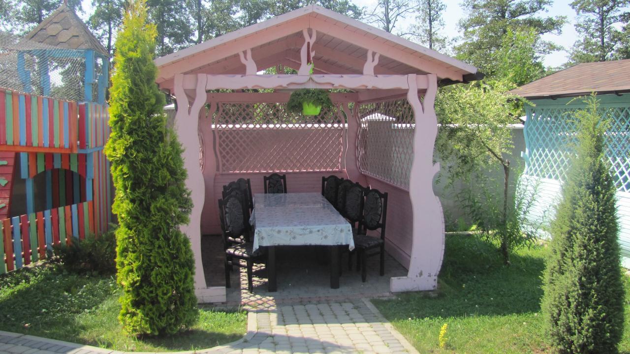 Mini Hotel Leon Lalovo Exterior photo
