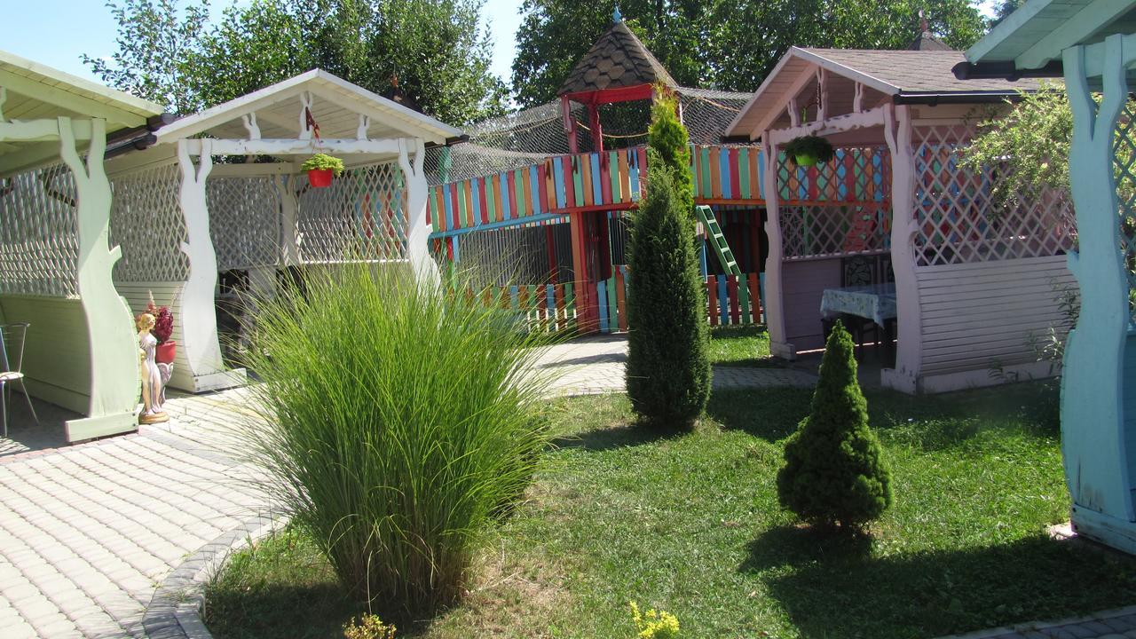 Mini Hotel Leon Lalovo Exterior photo