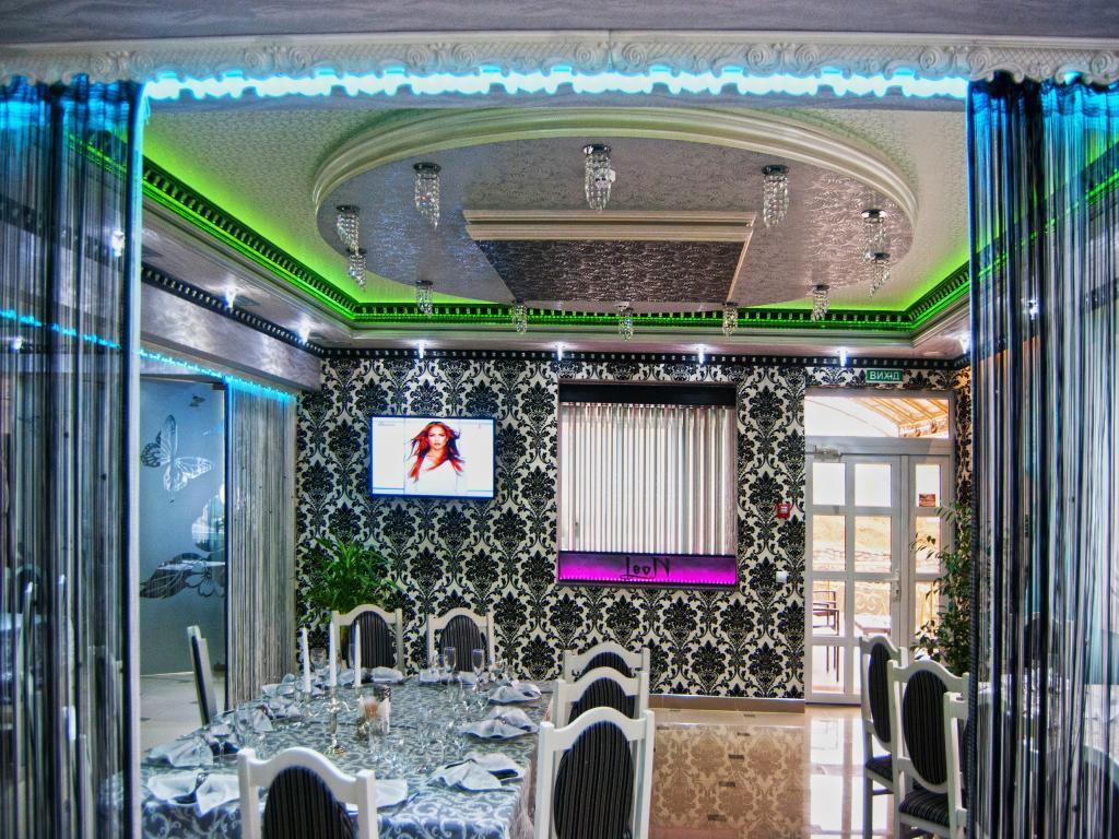 Mini Hotel Leon Lalovo Exterior photo